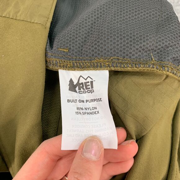 Rei Shorts Womens 4 Olive Cragland Ripstop Nylon Multi Pockets Water Repellant - Picture 8 of 13